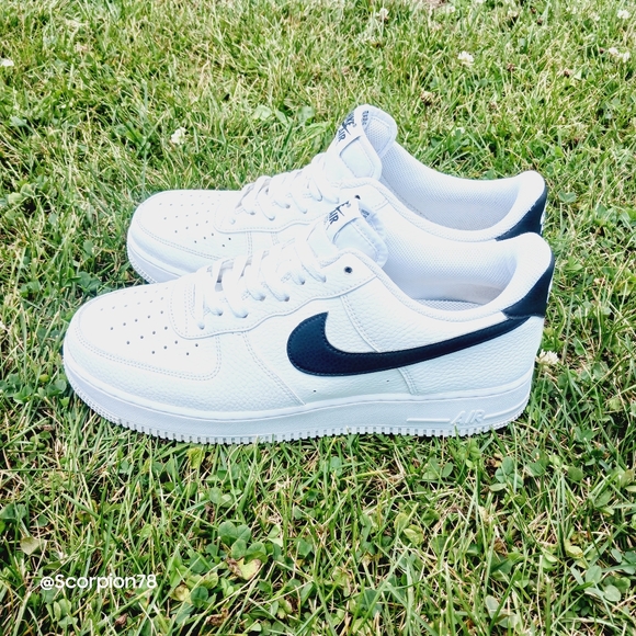 Nike AirForce 1 '07 Streetwear Shoes Size 11.5 for Men - Picture 11 of 12